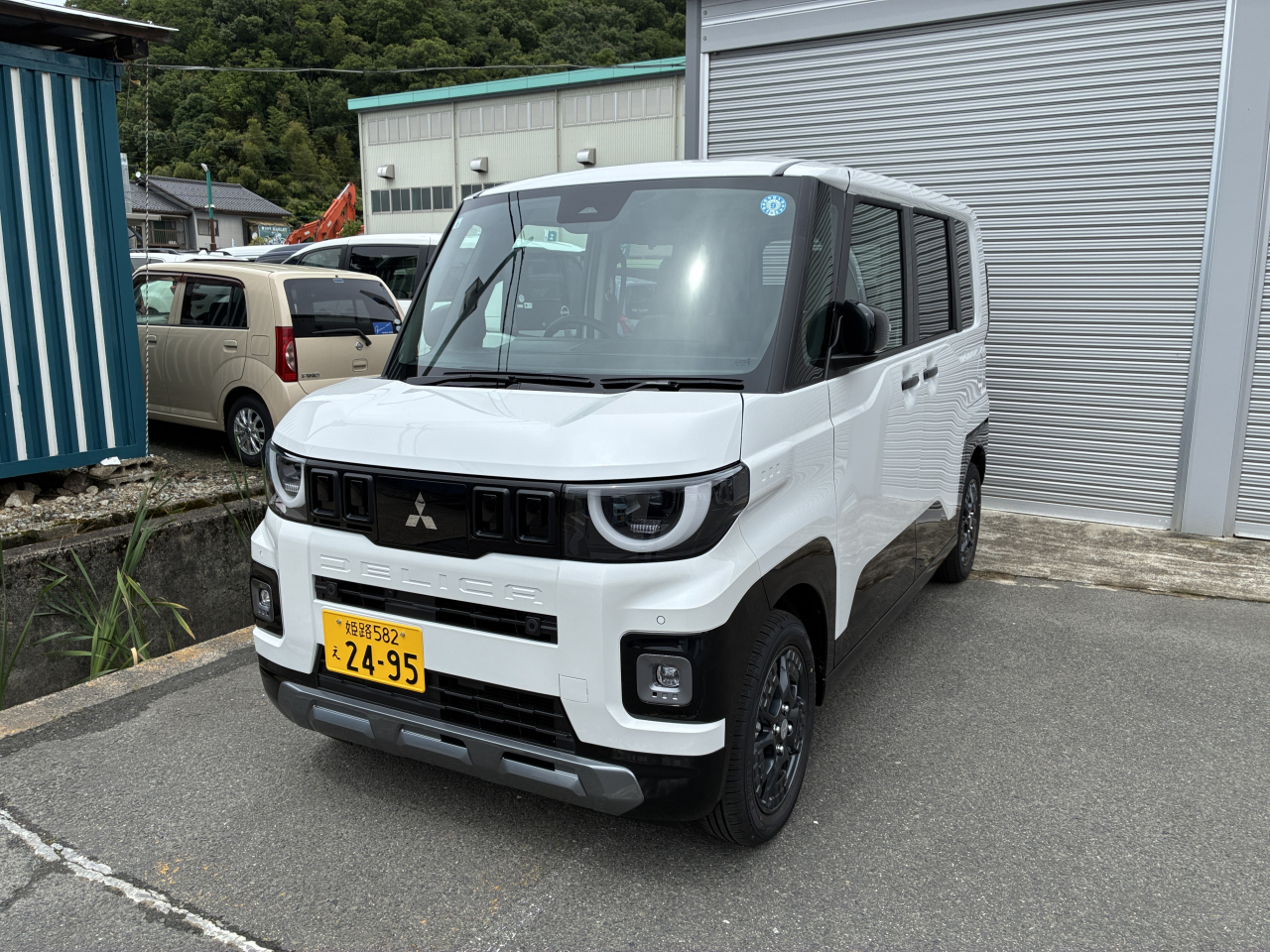 【試乗車】三菱 デリカミニ　Gプレミアム・デリマルパッケージ入荷しました