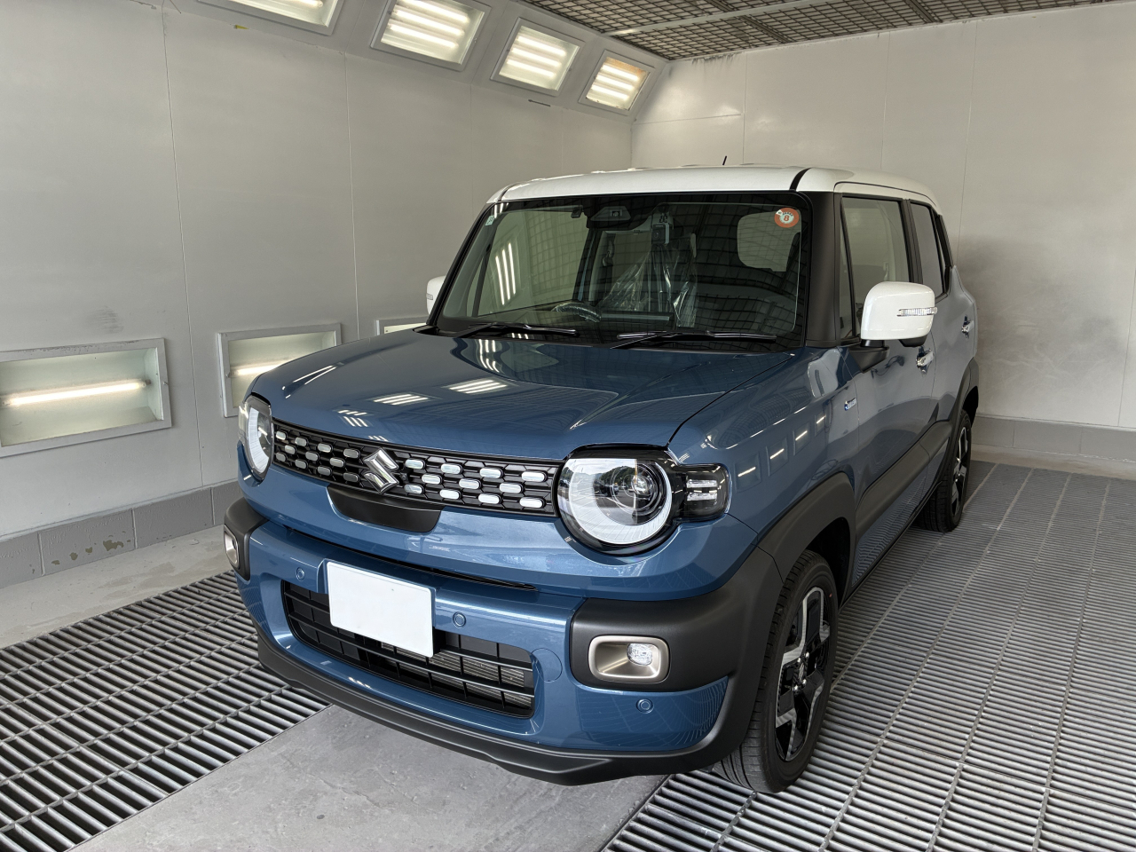 【ご納車御礼】豊岡市のお客様に「スズキ クロスビー HYBRID MZ（4WD）」をご納車！残暑を吹き飛ばすブルー＆【スズキコネクト×全車速ACC】