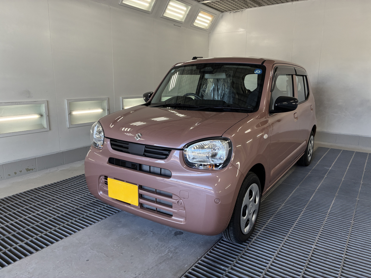 【ご納車御礼】豊岡市のお客様に「スズキ アルト L（4WD）」をご納車！9月の残暑も快適ドライブ＆【8インチ大画面ナビ・安心の4WD】