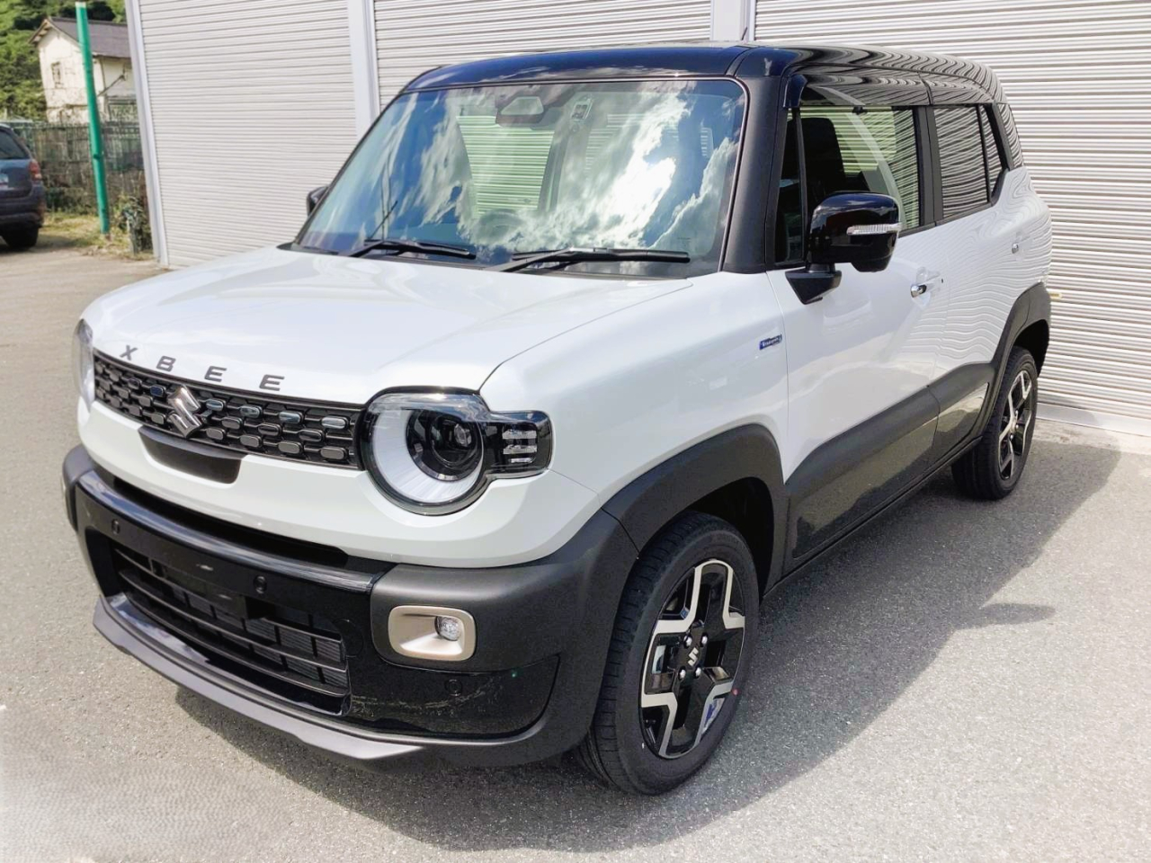 【ご納車御礼】豊岡市のお客様に新型「スズキ クロスビー HYBRID MZ」をご納車いたしました！